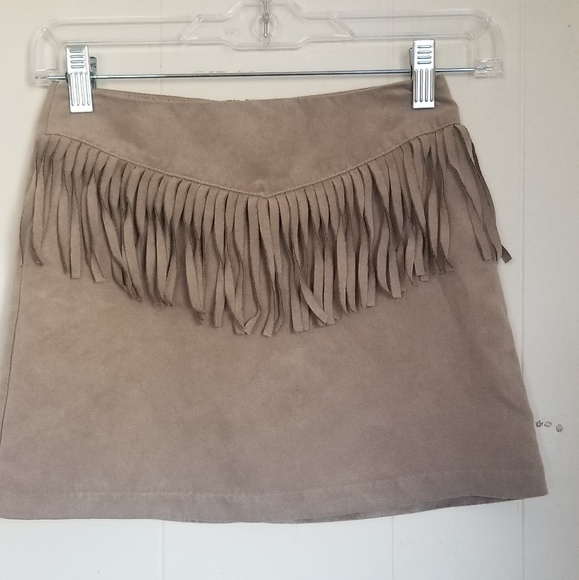 Youth H&M Fringe Skirt T6-41